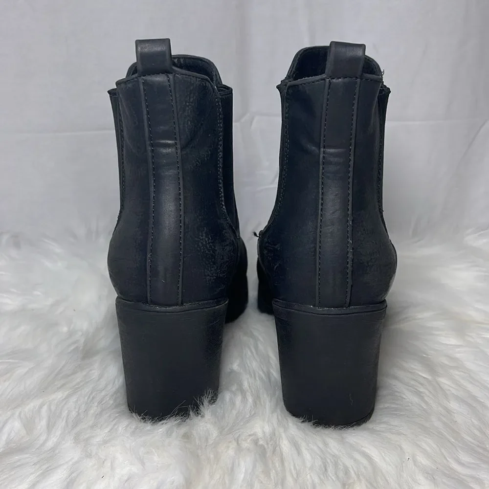 Dream‎ Pairs Fre Faux Leather Lug Sole Booties Sz 8.5